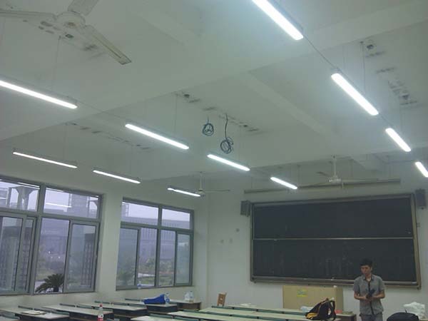 深圳led灯管